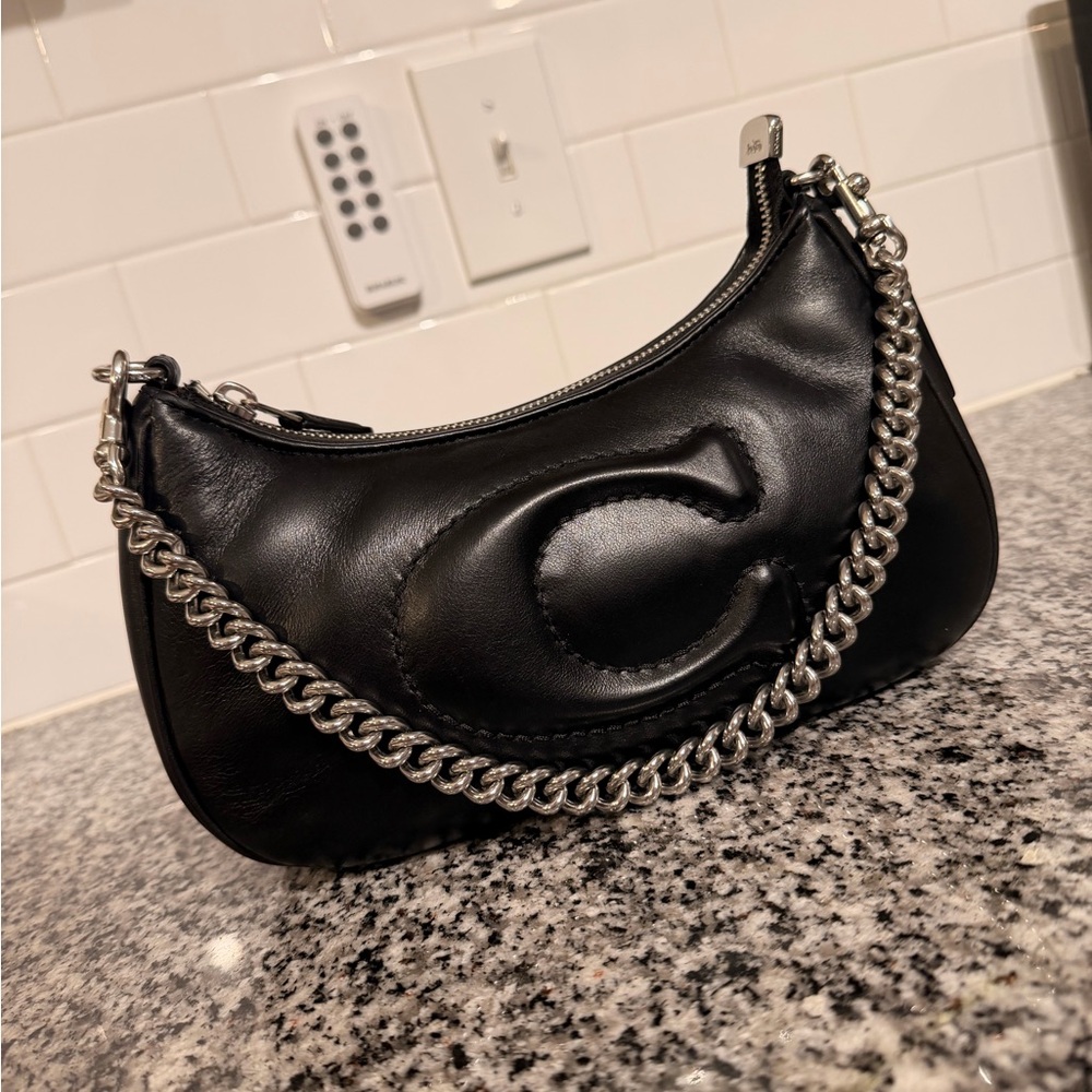 Coach Teri Shoulder Bag With Signature C Quilting Black/Silver